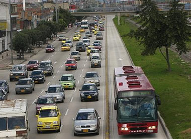 Auxilio de Transporte: trabajar medio tiempo NO justifica su pago parcial